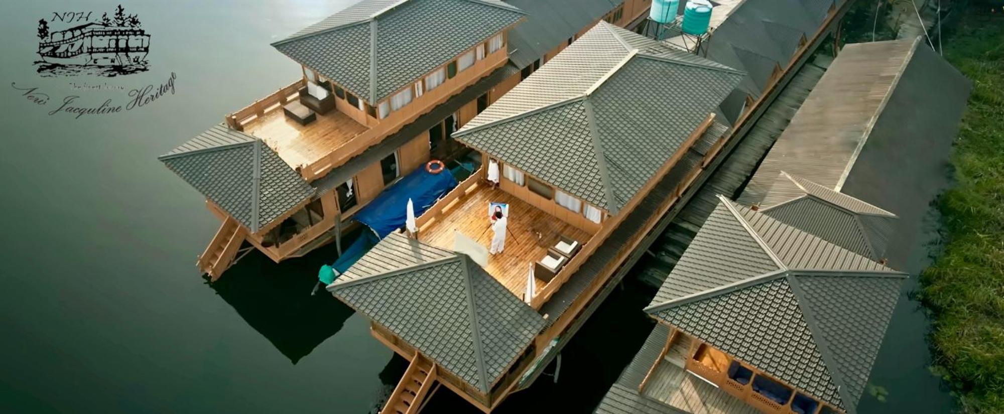 New Jacquline Heritage Houseboats Srīnagar Exteriör bild